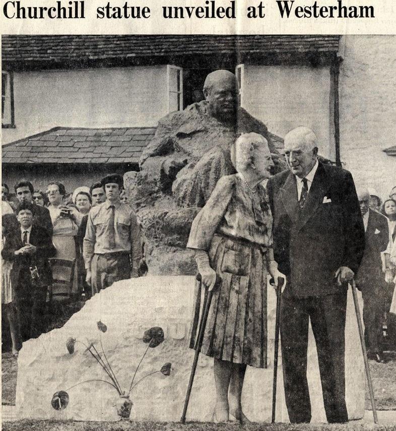 The Oscar Nemon statue of #Churchill in Westerham. It was unveiled by #ClementineChurchill with #RobertMenzies, the former PM of Australia, in 1969. It is positioned to face towards @ChartwellNT (less than 2 miles away) which Nemon called 'the place he always came home to.'