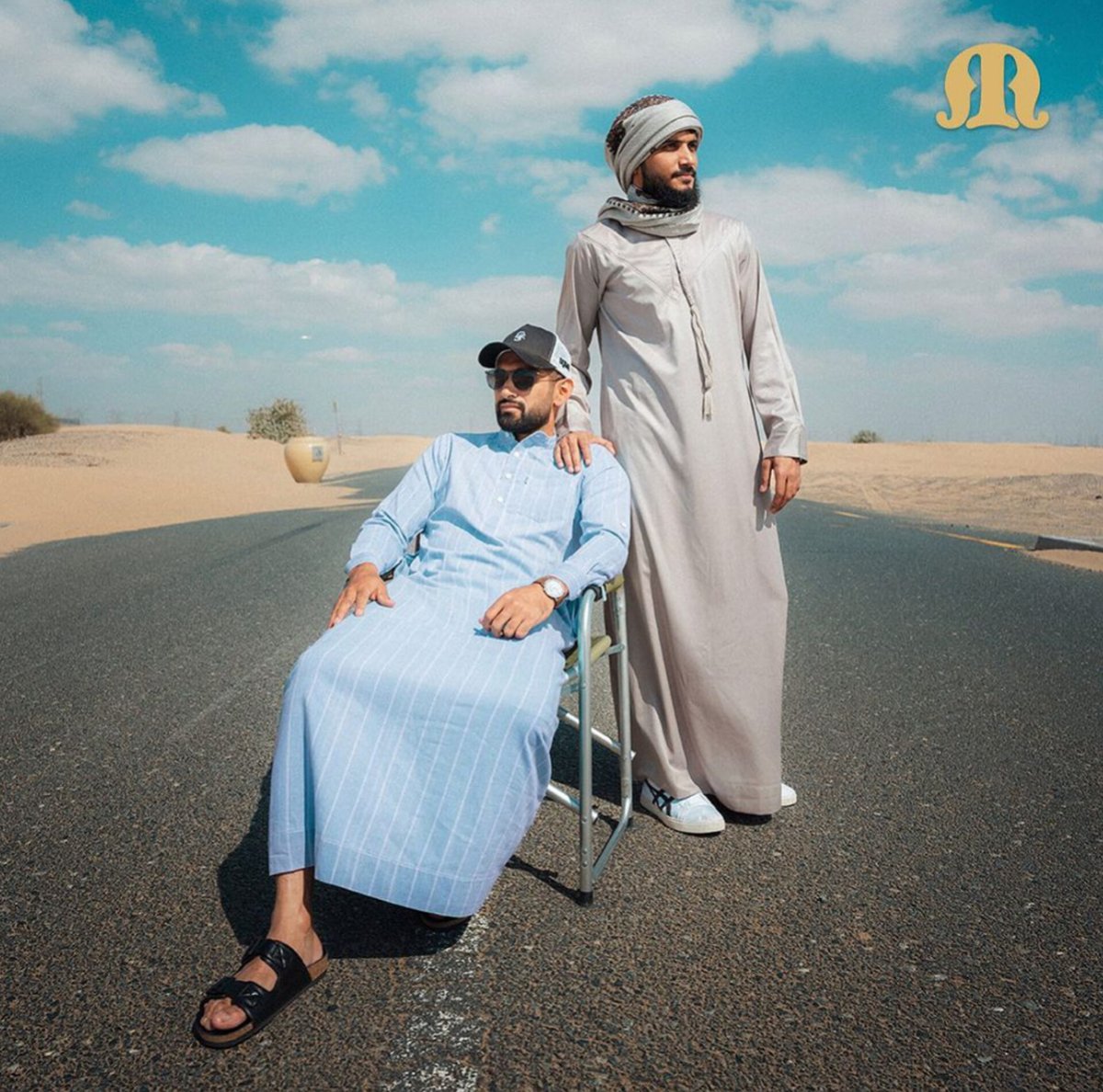 The difference between style and fashion is quality 💯

Featuring Sikandar Raza 😎

Shop Online: MashrooStore.com

Stores : MUMBAI | BANGALORE | HYDERABAD 

-

#Mashroo #SikandarRaza #Thobe #KurtaPajama #Saudi #Kurta #Dubai #Muslim #EidKurta