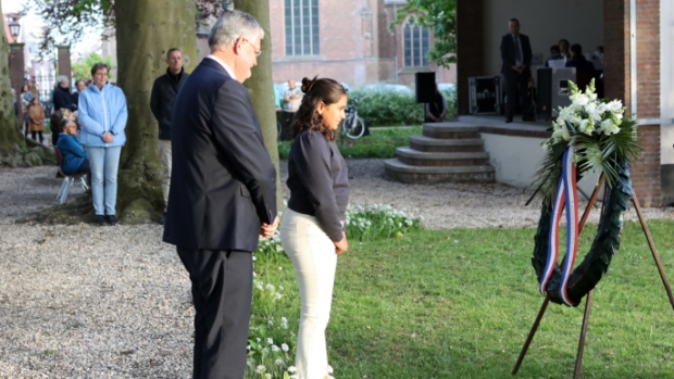 4 mei Dodenherdenkingen in West Betuwe -  hetkontakt.nl/westbetuwe/l/3…