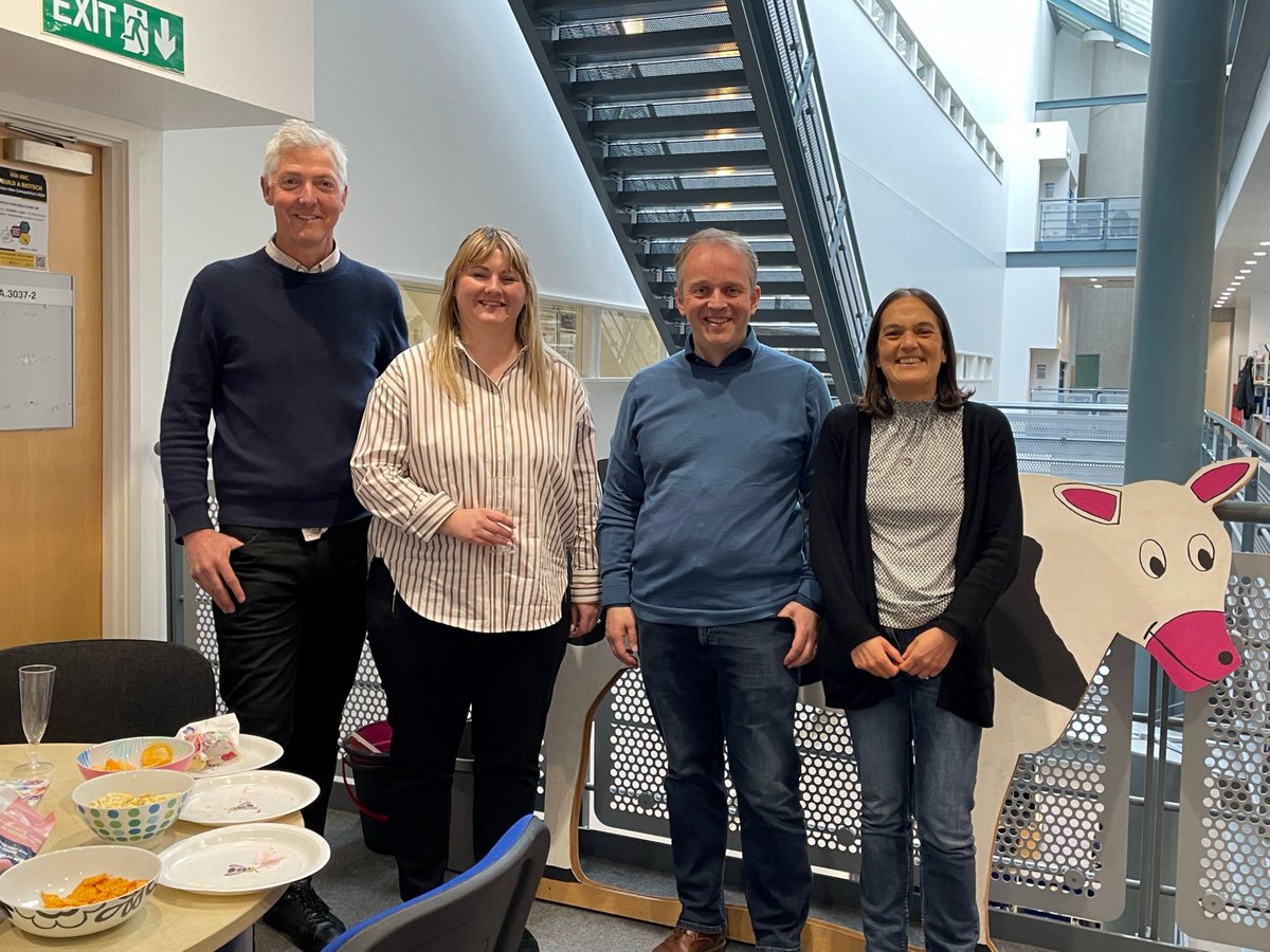 Congratulations Dr Hannah Percival for successfully defending your PhD viva yesterday on breast cancer epigenetics and mechanosensing 👏 Thank you to @han_percival's supervisor Keith Brennan and funder @CRUKresearch. Thanks also to examiners @RobClarkeLab and @NatrajanRachael