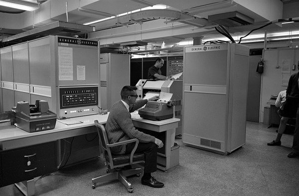 Rainmaker1973's tweet image. 60 years ago #Today, the first BASIC program was run on a computer, a GE-225 mainframe