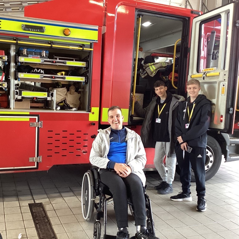 Exciting week for our Foundation Learning Students! With visits to @BleakholtUK , Blackburn Fire Station & @DoingitforDylan campaign. Our Foundation Learning programme gives our students a number of opportunities! Find out more on our course page 👉 openmylink.in/JNPtP