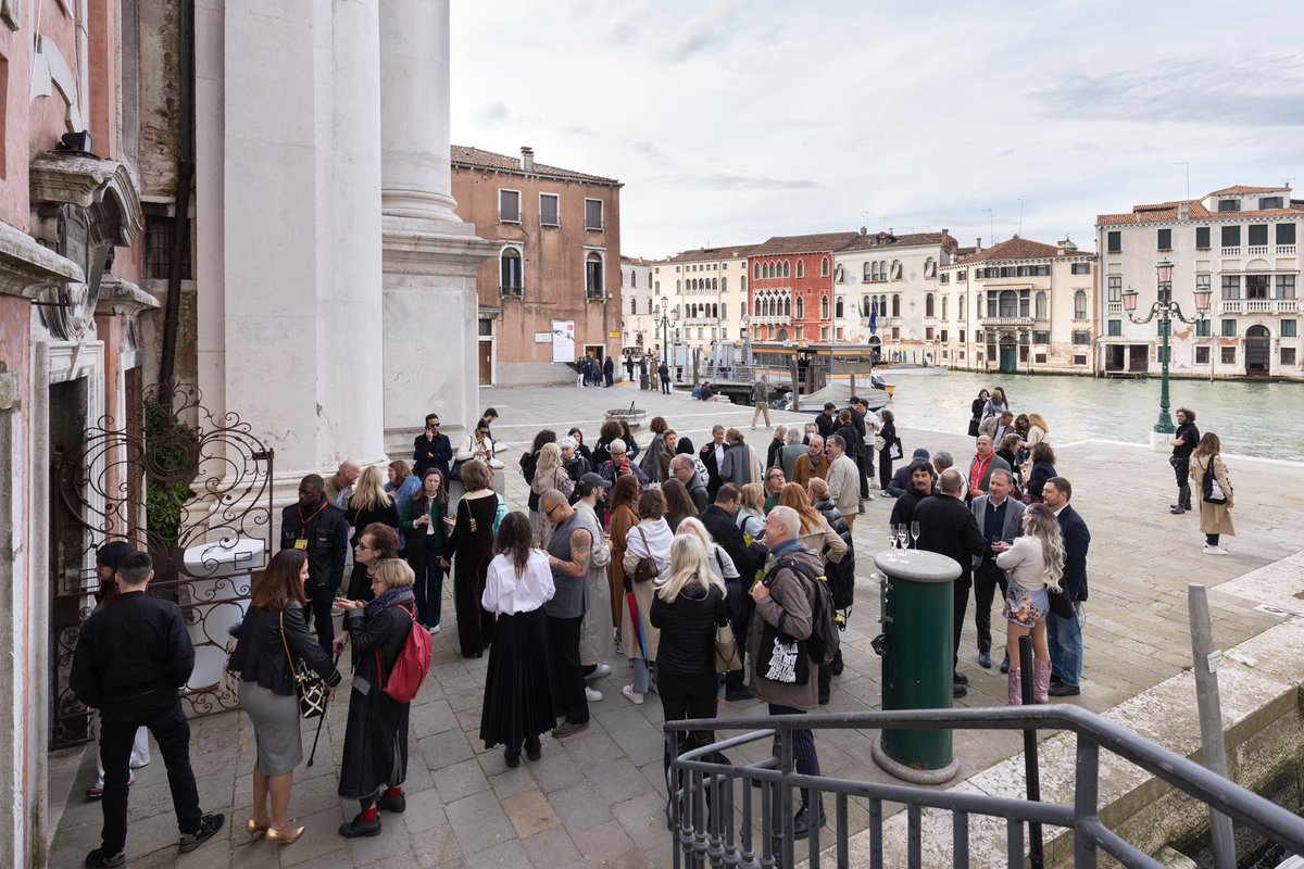 The Scoletta dell'Arte: Digital Reform exhibition is open until September 15! You are invited to immerse yourself in works that visualise the process of learning to make digital art and its direct links with the History of Art 💫 Visit us every Tuesday to Sunday (10am - 6pm),