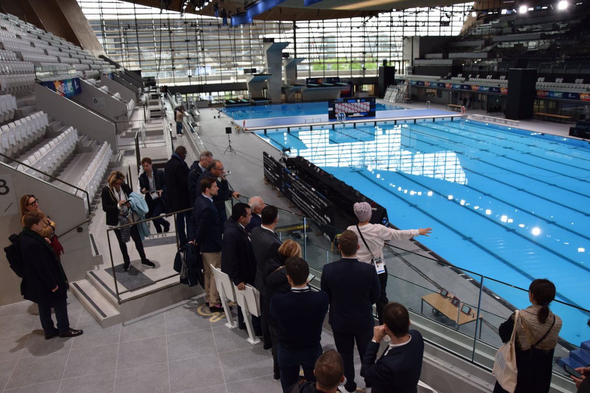 .@QuentinGesell accueillait ce matin, au nom du Président @patrick_ollier, une délégation de sénateurs et un champion paralympique de natation au #CentreAquatiqueOlympique (CAO), où se dérouleront plusieurs épreuves des #Jeux de @Paris2024. 🤽‍♀️💧 @bernard_buis | @ludovichaye |