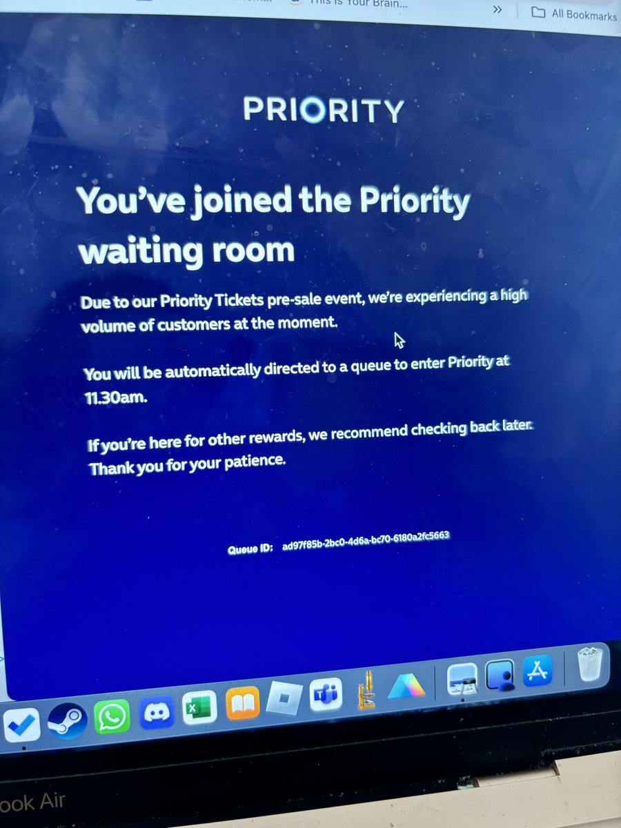 there’s a fucking queue to get into o2 priority WEBSITE before even getting into the waiting room for shows what the fuck??? i’m having a full breakdown.