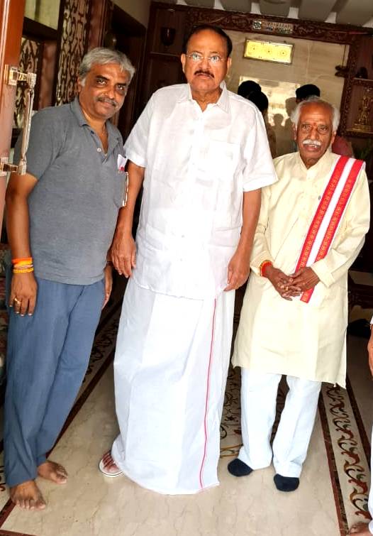 Greeted Sri @MVenkaiahNaidu  ji former Vice President of India on 30th April, 2024 on being conferred Second Highest Civilian Award - @padmavibhushan  by Union Government - @NageshKailas