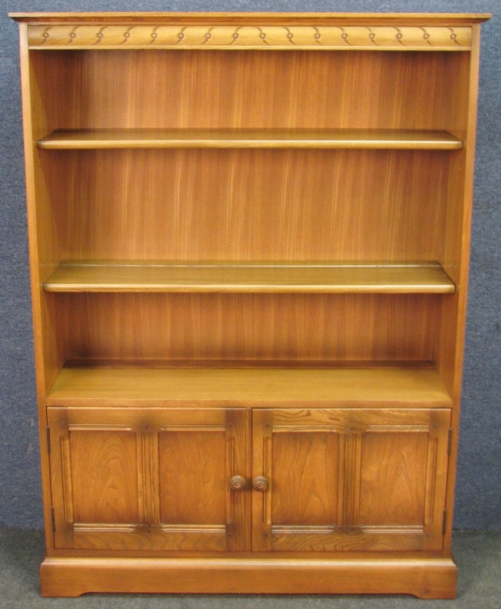 New in stock today priced at £365, this lovely Ercol Elm Old Colonial Bookcase Over Cupboard, Model 723 In Golden Dawn. No 2 Of 2.

ebay.co.uk/itm/3869702799…

#Ercol #ErcolElm #ErcolOldColonial #ErcolBookcase #ErcolOldColonialBookcase #ErcolBookcase723 #ErcolGoldenDawn #Bookcase