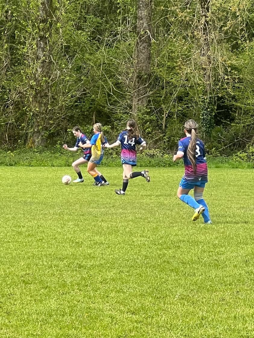 Semi Finals here we come!!! 1st & 2nd yr girls soccer team won their match against Bishop McEgan College Macroom. The score was 3-2, goal scorers Molly Aherne with 2 fantastic goals & Larissa Harrington scoring a goal from outside the box. Thanks to Ms. Kelly & Ms. Murphy