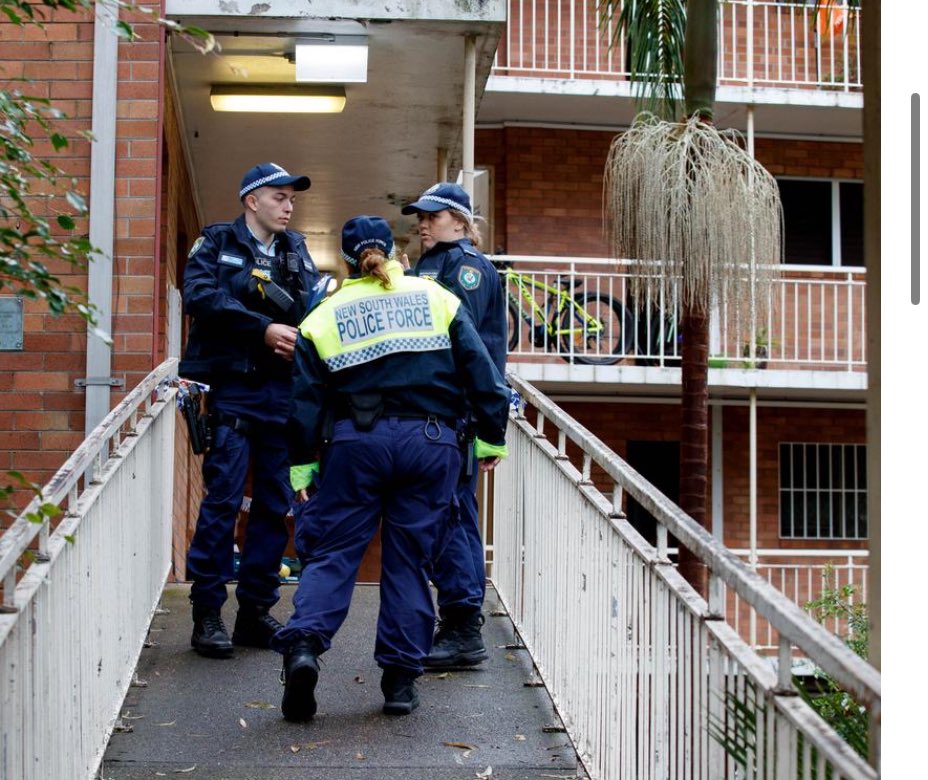 A 19-year-old woman found dead in Sydney’s North Bondi/Rose Bay. Please say it isn’t so… 😔😔🙏🏻🙏🏻 news.com.au/national/nsw-a…