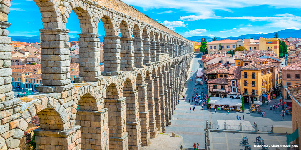 Good morning #Tuesday! 🤩

'Champions keep playing until they get it right.' 

— Billie Jean King

#YouDeserveSpain #VisitSpain #Segovia #GoodMorning #BuenosDías #HappyTuesday #FelizMartes #HappyWeek #FelizSemana #BuenosDíasMundo #GoodMorningWorld #MorningBeautiful