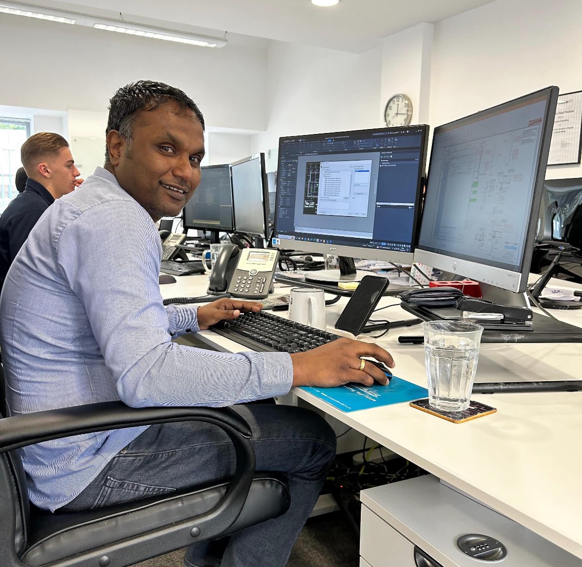 🧑‍🤝‍🧑Meet the Team!🧑‍🤝‍🧑

Harindra - Senior CAD/BIM Technician. Loves going to the gym, cycling, cooking and is generally on call as dad’s taxi!

#constructionuk #structuraldesign #kentbusiness #constructionbusiness