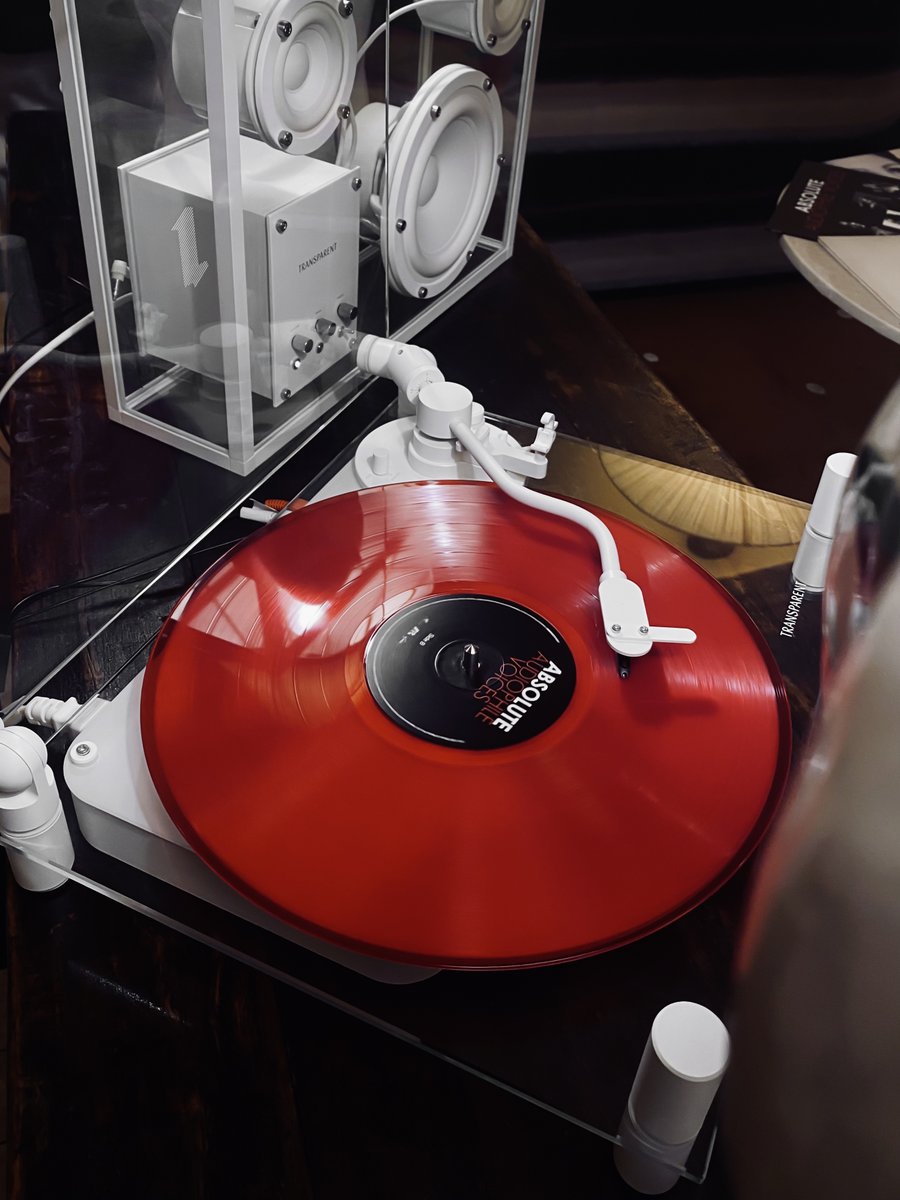 แบรนด์เครื่องเสียงสัญชาติสวีเดน Transparent เปิดตัวเครื่องเล่นแผ่นเสียง “Transparent Turntable” การันตีด้วยรางวัล Wallpaper* Design Awards 2024