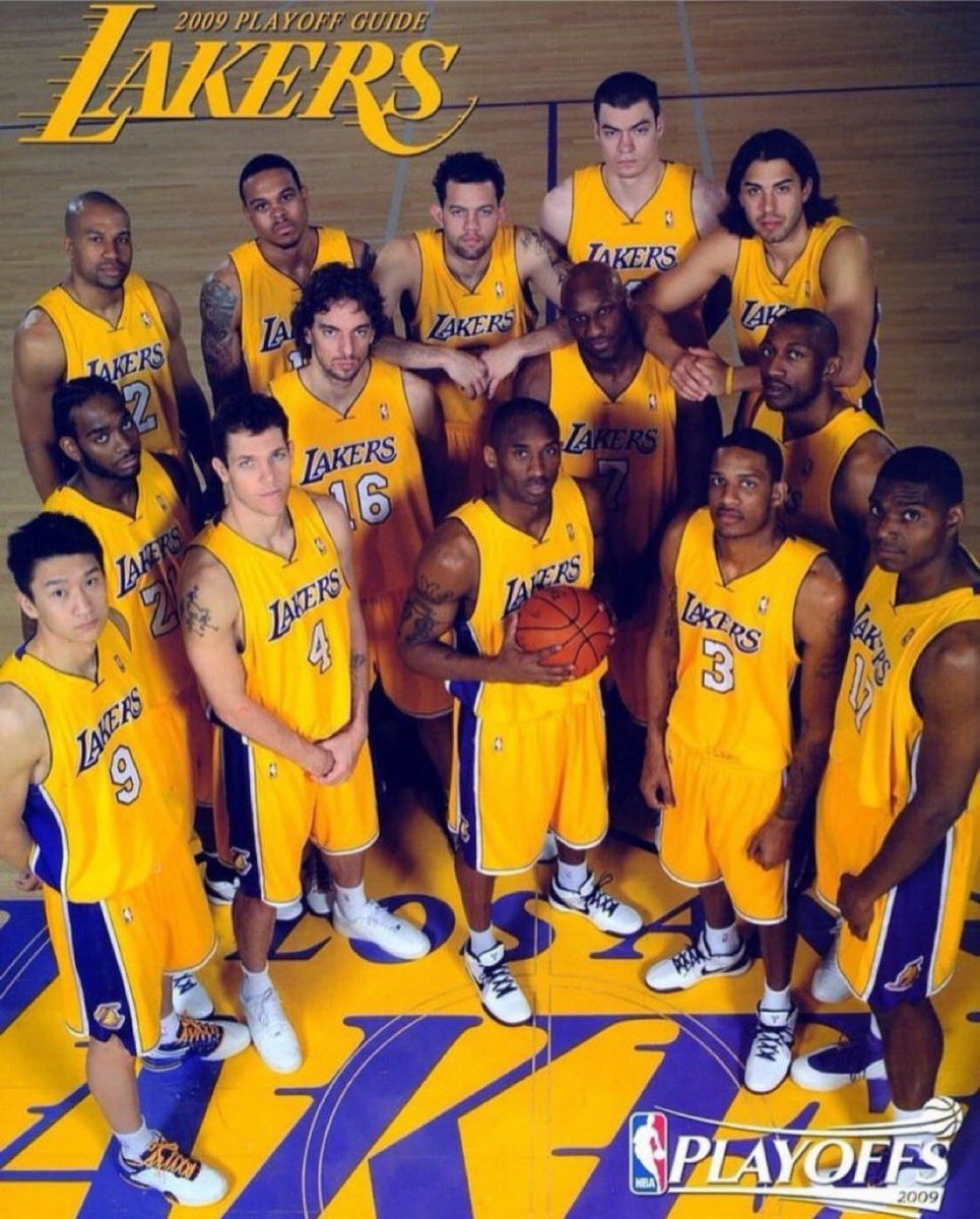 Kobe Bryant really won back to back championships with this roster