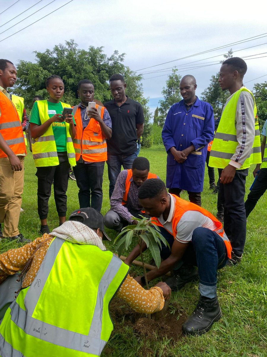 Our Civil Engineering (Environmental Eng I) class had an enriching experience at Lubigi wastewater treatment and Ggaba water treatment plants. 🌿We took along tree seedlings, planting them at Lubigi and Ggaba as part of our commitment to environmental conservation
#JoinNdejje2024