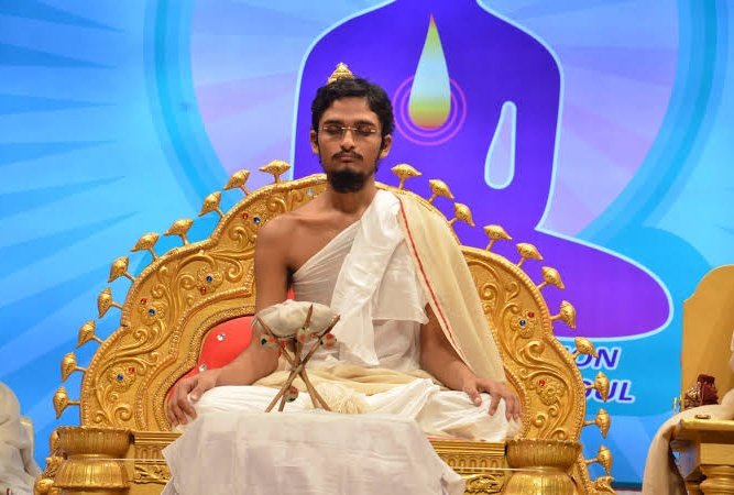 #JainNews New #WorldRecord to be set! A #Jain monk from #Gujarat Munishree Ajitchandra Sagar, just 34 years of age will attempt 'Sahastravdhaan' on 1st May 2024 at NSCI Stadium, Worli, Mumbai, #Maharashtra What is Shahastravdhaan? Shahastra (1000)+Avdhaan (memory) #Thread