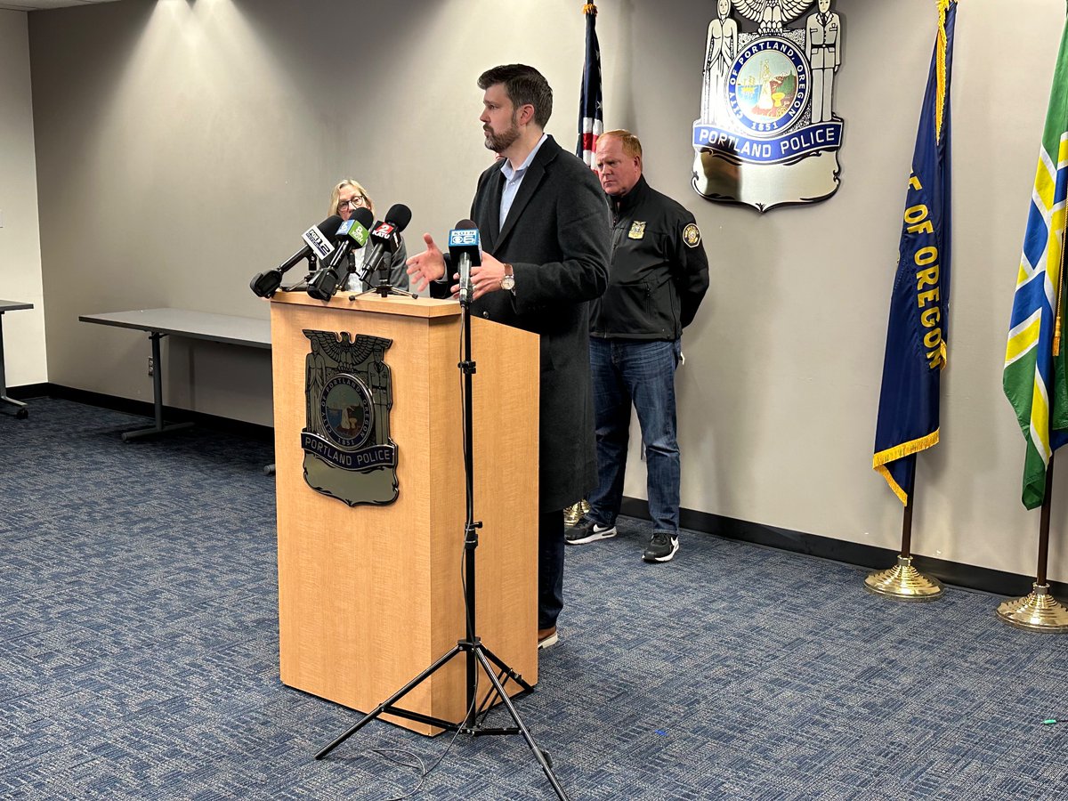 Tonight DA Schmidt joined Chief Day, Mayor Wheeler, & PSU President Ann Cudd to address the situation unfolding at PSU. His message: We always will collectively work to protect free speech, but the actions taking place have crossed into criminal behavior, and we will prosecute.