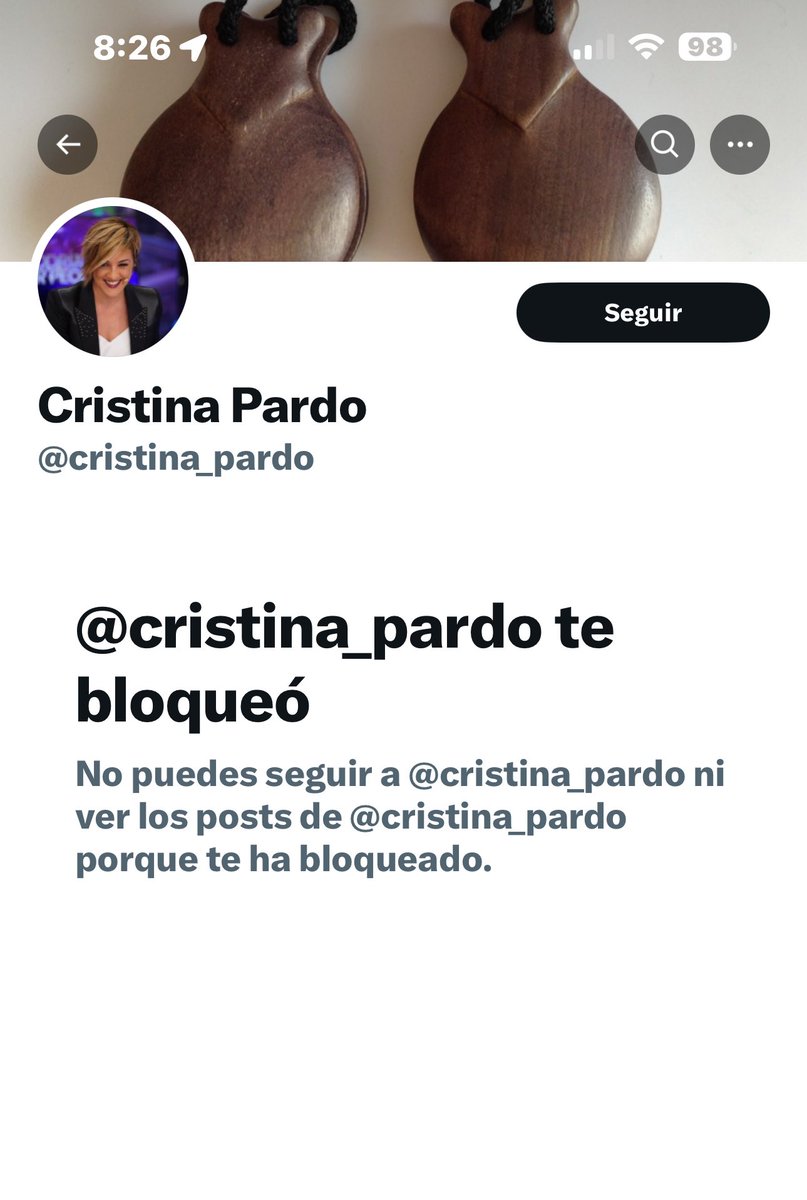 ¡Coño!, que le he pasado a la cuñada de España 🇪🇸 Cristina Pardo (@cristina_pardo) que me ha bloqueado, sin decirle nada. ¡Mucho ánimo @_InakiLopez_!, tiene que ser un horror aguantarla todas las tardes, ¡mucho ánimo! #YoConPedroSánchez #PerroSanxe 🐶
