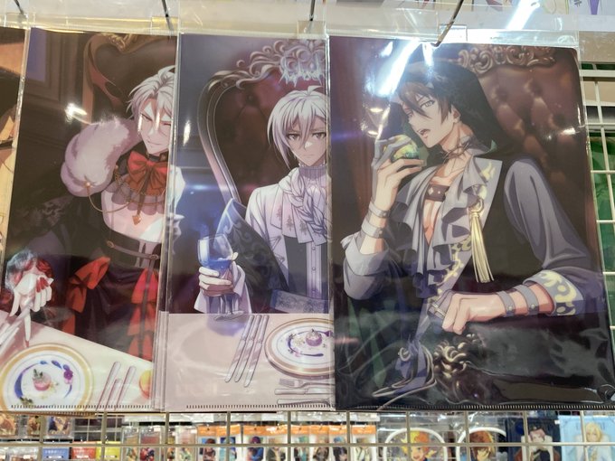 🌟グッズ入荷情報🌟 「」より ✨クリアファイル（各種） ✨缶バッジ