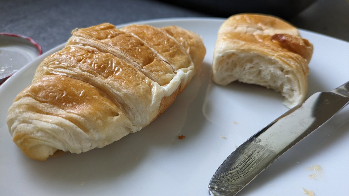 OMW these are amazing #Vegan Croissants