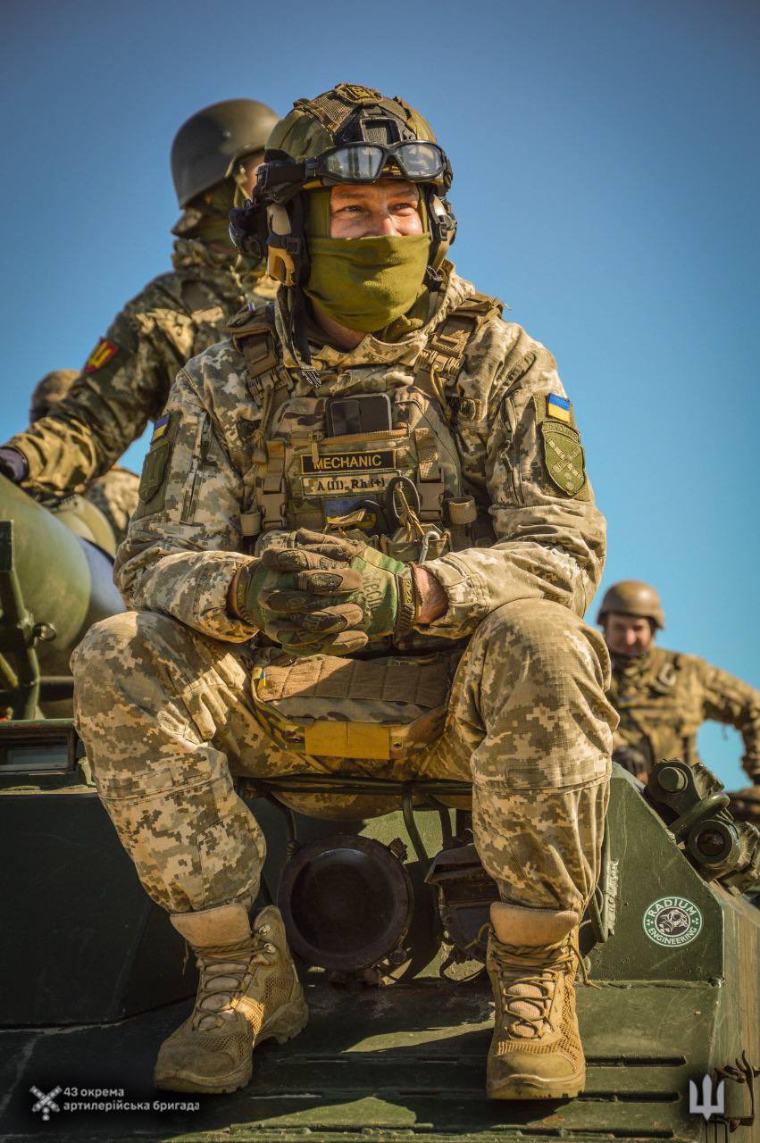 صور الجيش الاوكراني في الحرب الروسية-الاوكرانية.........متجدد GMZNpgxXYAAZDTl?format=jpg&name=large