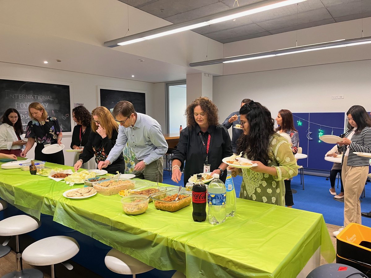 Recently, MUCHE got to share in the festivities & joy of Eid through a special Eid lunch/celebration organised by colleagues. We enjoyed lunch and desserts from Turkey, Pakistan, India &Bangladesh! Thanks Rez @AnamBilgrami @FarahMagrabi @alfurka Fatima and Rubana for organising!