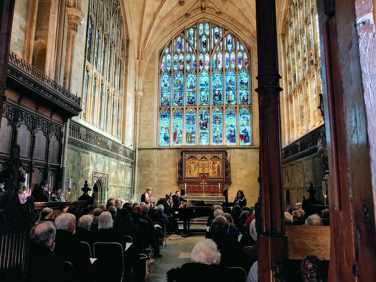 Lunchtime Concert today at 1.15pm. With a general admission ticket you can enjoy the music of local talent. Today's programme: Toshi Ogata voice Jack Redman piano – Songs by Fauré & Finzi, arias by Donizetti, Verdi & Mascagni More information: bit.ly/3jBQ66Y