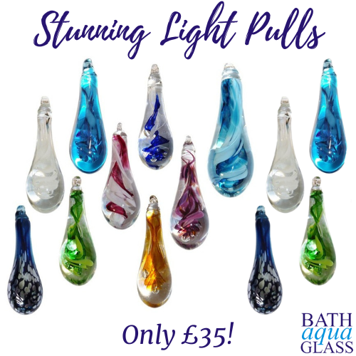 Our stunning handmade light pulls make a gorgeous addition to any room!

Each piece of glass in unique in colour and design giving you a truly bespoke addition to your home!

l8r.it/Otv0

#lightpulls #homedecor #interiordesign #bathartisan #prettylittlebath #visitbath