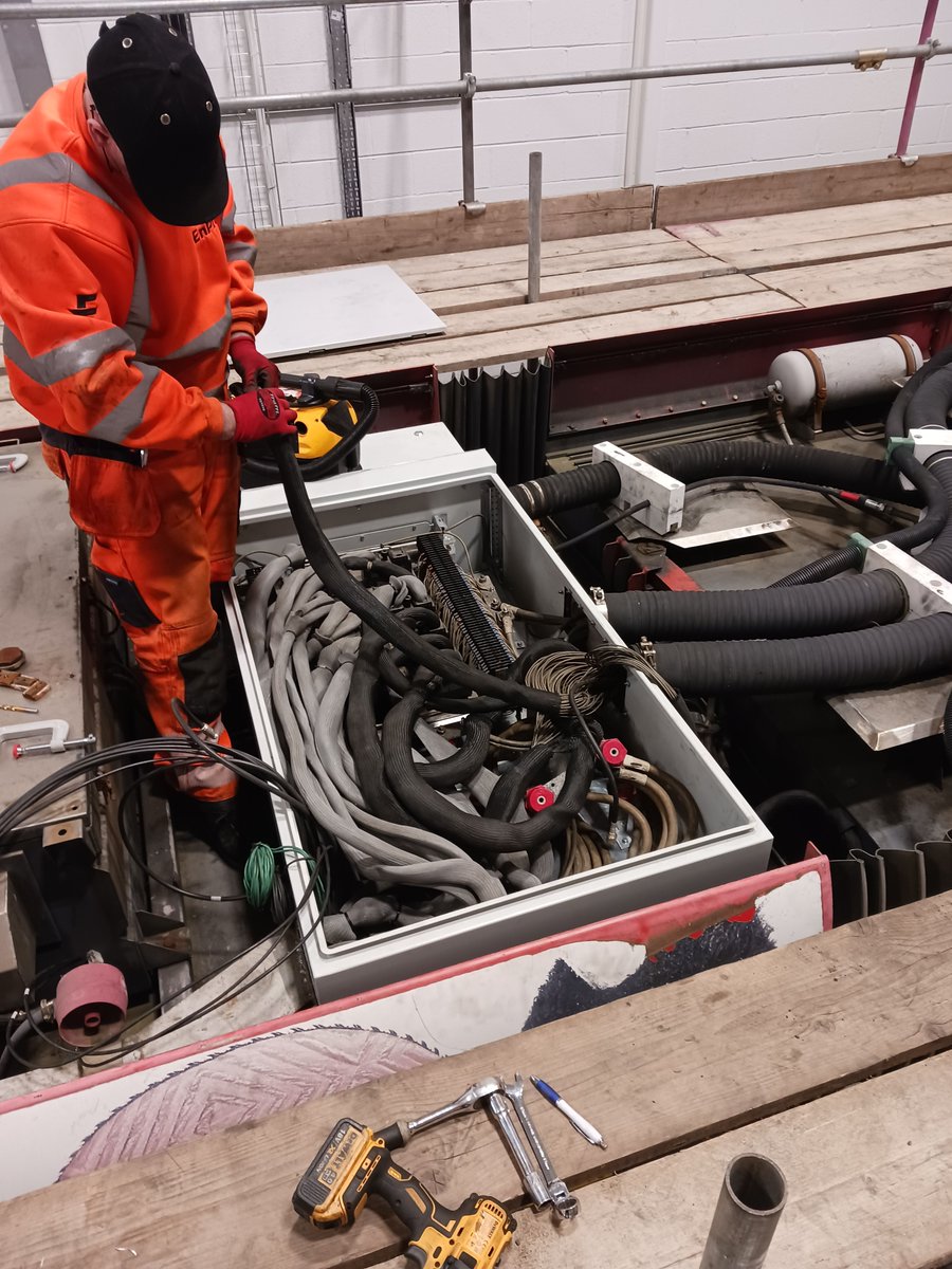 A tram's electrical systems had been damaged by water ingress following long-term storage outside. #EnProUK techs repaired then conducted insulation and resistance tests on all power cables for next stage of vehicle refurbishment.⚡🚈 #ElectricalRepairs #RailwayMaintenance