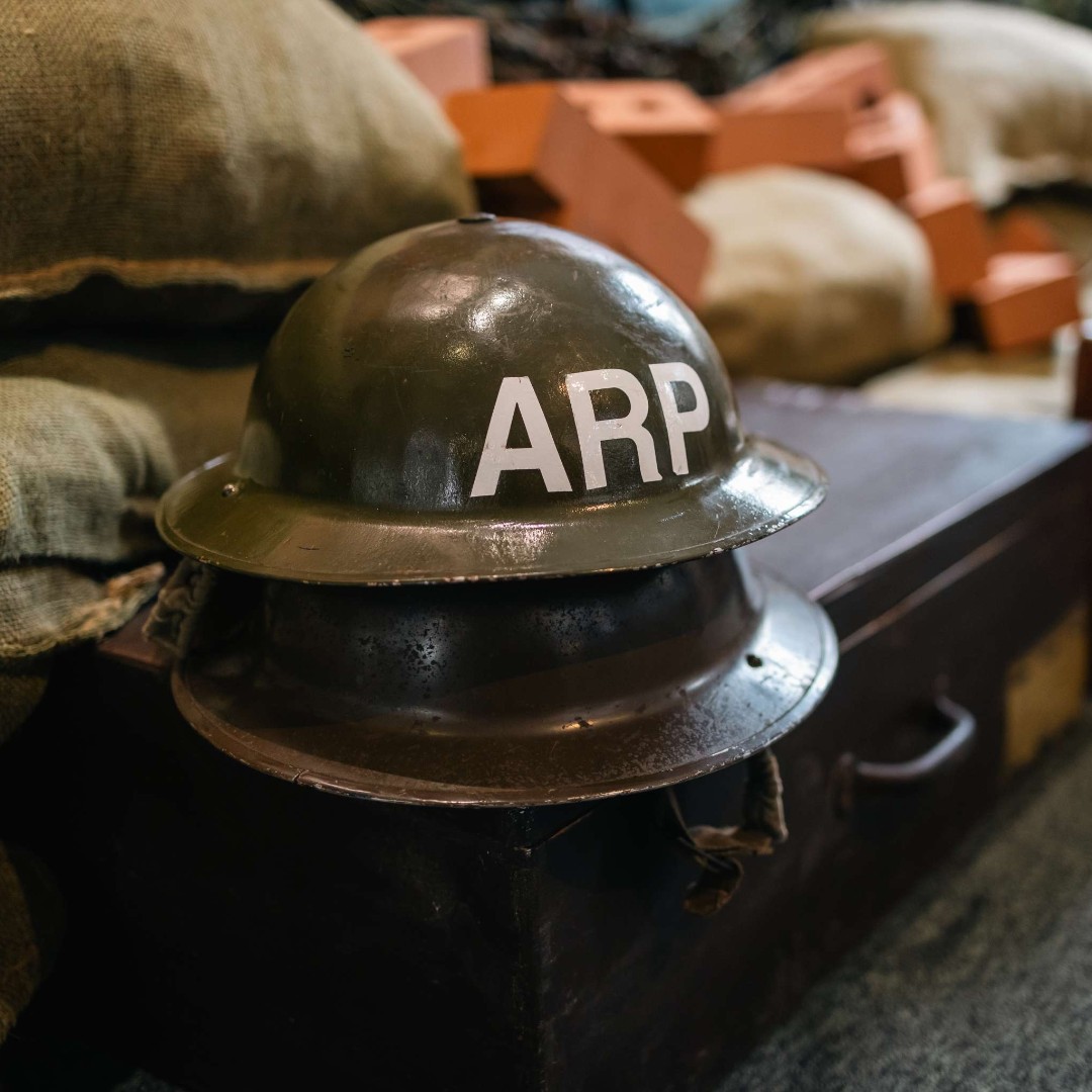𝗪𝗼𝗿𝗹𝗱 𝗪𝗮𝗿 𝗧𝘄𝗼: 𝗗-𝗗𝗮𝘆 𝟴𝟬 𝗬𝗲𝗮𝗿𝘀 𝗢𝗻 🔎 If you haven't already, why not plan a visit to our current exhibition, 'World War Two: D-Day 80 Years On'? 🔎 Explore a pivotal chapter in history through fascinating objects and first-hand accounts.