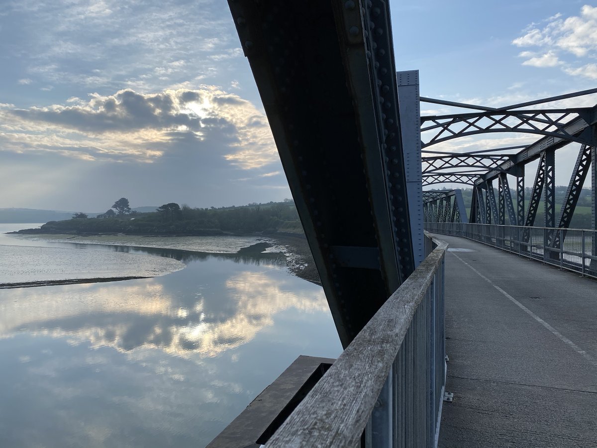 A glorious morning on the trail.

#cameltrail #cornwall #bikehire #wadebridge #padstow #cyclehire #railway #ironbridge #sunrise