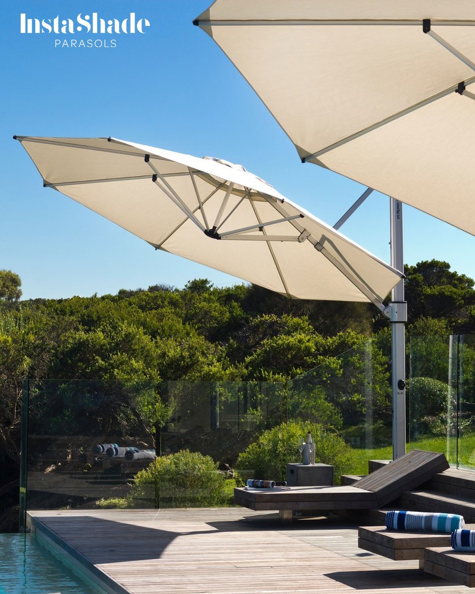 Bring resort-style elegance to your home this summer with our premier cantilever parasols. ☀️ Seamlessly blending style, strength, and durability, offering infinite tilt adjustment and full 360° rotation for ultimate shade versatility throughout the day. instashade.co.uk/cantilever-par…