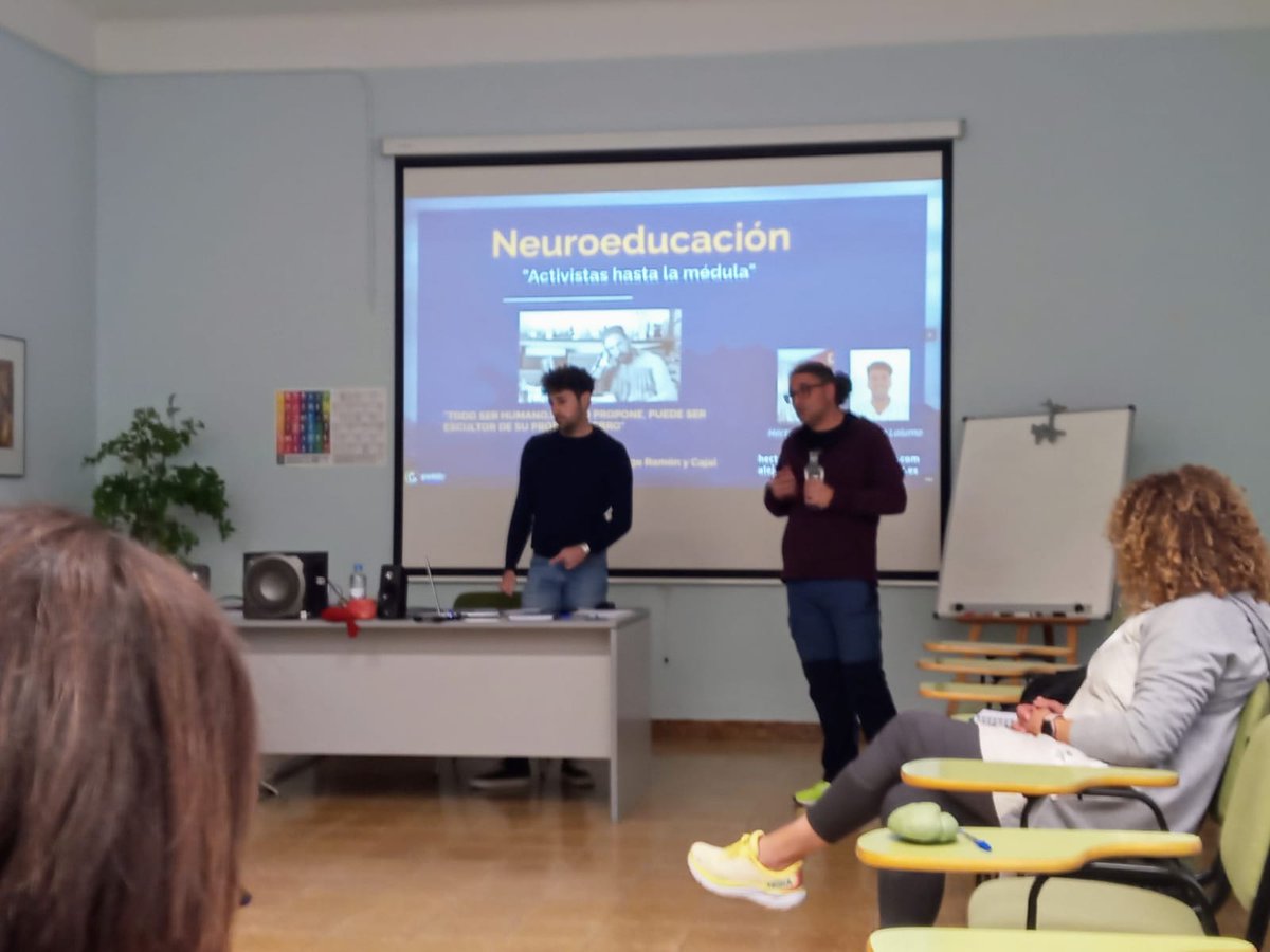 Activistas hasta la médula: Taller de introducción a la Neuroeducación con Alejandro Lolumo y Héctor Benítez. @dgafprofesorado @CPHuesca