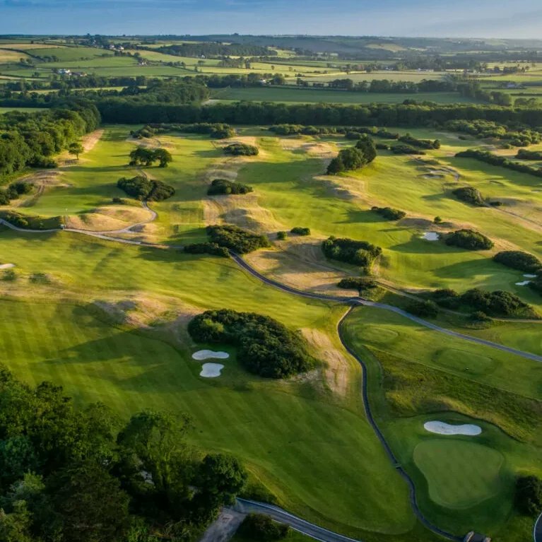 For golfing gems in #ireland, search IRELAND at golfoffers.uk and subscribe to our newsletter. #golfoffers #golfdays #golfbreaks #golfsocieties #golfholidays #visitireland #irishgolf #ireland