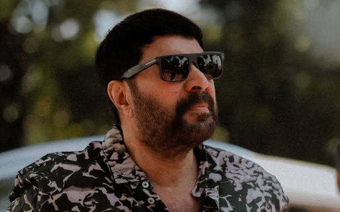 If #Turbo is preponed to May 23, it has compete with #GuruvayoorAmbalaNadayil if it gets positive reports. Also the promotional activities is already too late to start. The biggest advantage is that the movie could utilise the vacation time.

#Mammootty #MidhunManualThomas