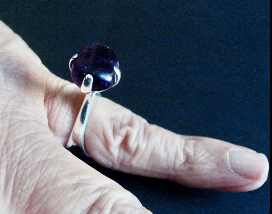 Alan Scharff, rare amethyst set silver ring, #Denmark, circa 1988. New to johnkelly1880.co.uk visit for more info & images or DM. Free UK P&P. #preowned #preownedjewellery #vintage #vintagejewellery #danishjewellery #scandinavianjewellery #scandinaviandesign