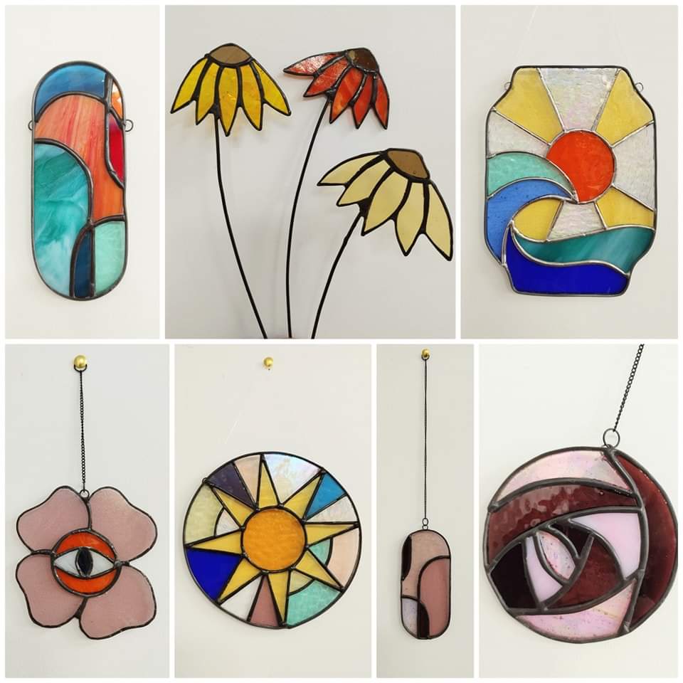 Hi!

How beautiful are these new #stainedglass pieces?!

They're created by local glass artist Mairglass.Art & are just in!

It's such a pleasure &  honour to work with artists & makers from across Scotland!

Have a terrific day every1! 

Suzi ☀️ 
#shopsmall
#gifts