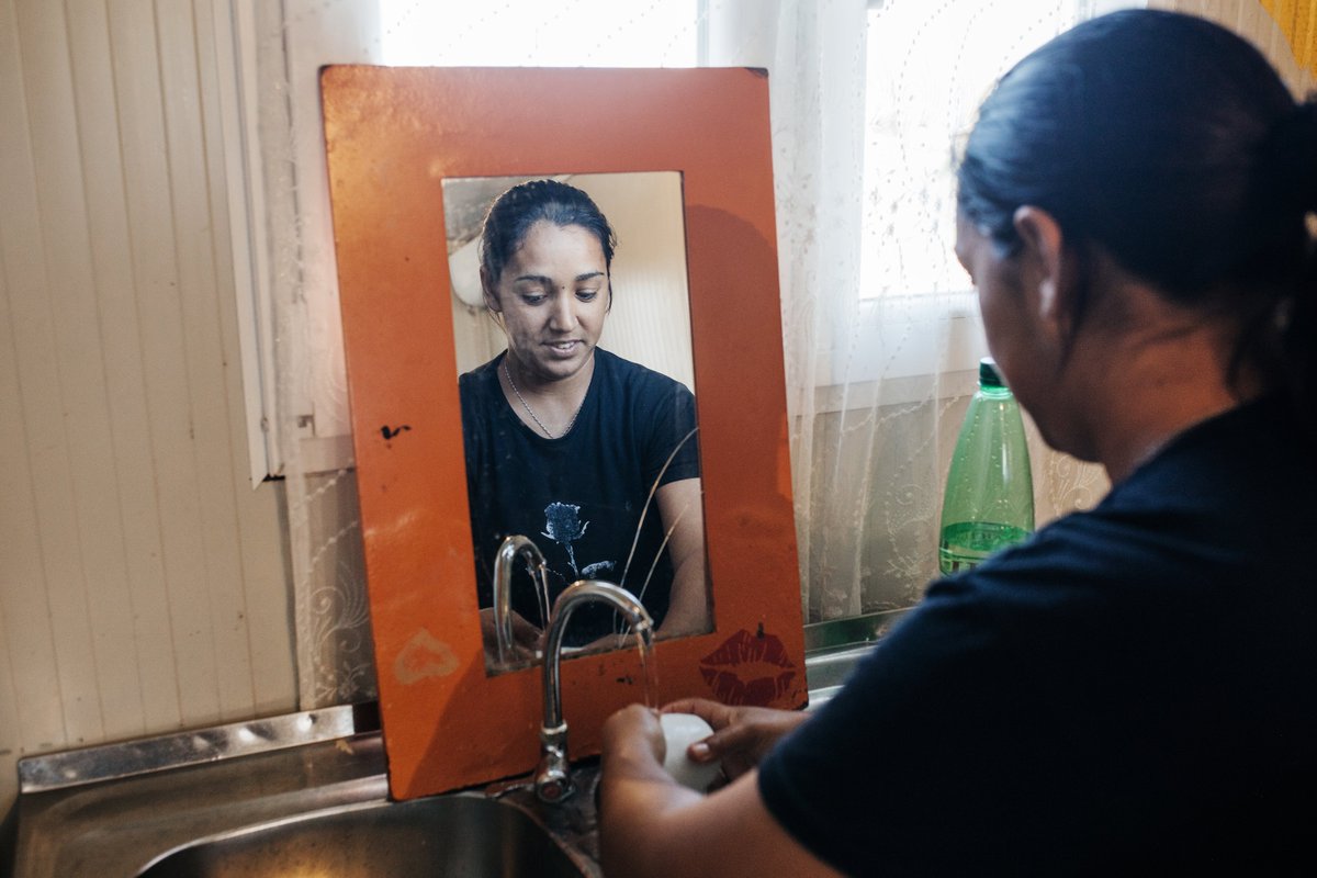 Data drives decisions. For the Roma communities, it's the key to unlocking inclusion and equality. Explore how our multi-country survey aims to bring their voices to the forefront. 🔗go.undp.org/Zom