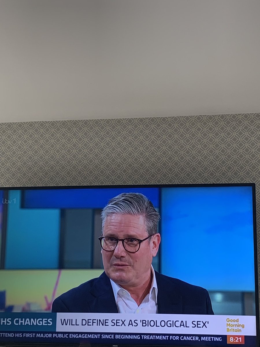 Starmer having a shocker of an interview on @GMB absolute charlatan being exposed for the fake he is 🙌🏻