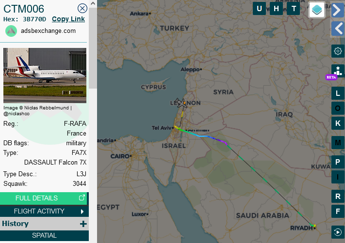 Dear Bibi....

Stéphane Séjourné à Tel Aviv dans le cadre du 'soutien inconditionnel' du gouvernement français...

#Genocide_in_Gaza #GazaFamine 

Notez que le tracking montre le Falcon à Beyrouth, un fake dû au brouillage GPS par israel. 

globe.adsbexchange.com/?icao=3b77e4,3…