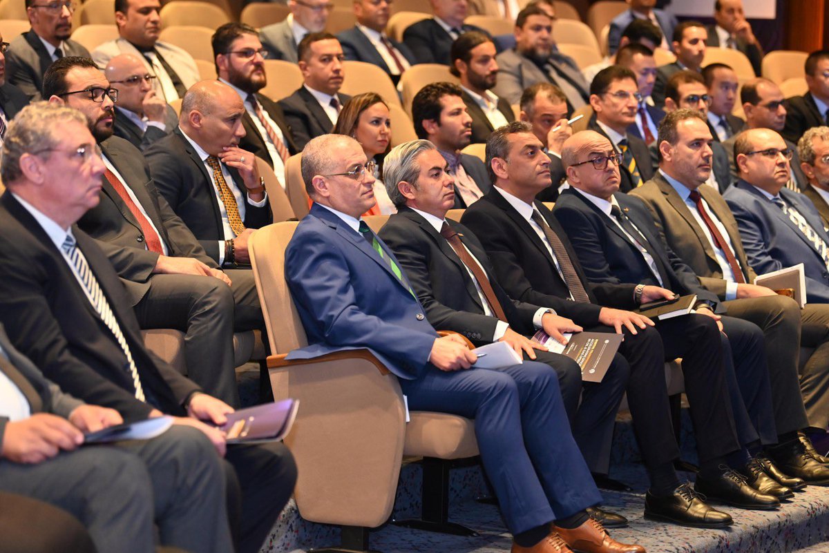 Building Capacity for the Future: Egypt Oil & Gas Workshop Gathers Industry Leaders for Digitalization Push egyptoil-gas.com/news/building-… #Digitalization #Techworkshop #innovationoilandgas #digitaltransformation #efficiencyinnovation