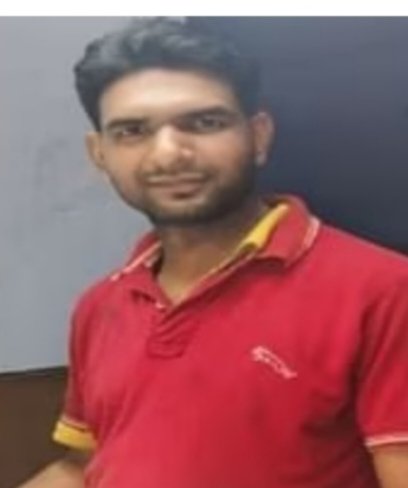 In northwest Delhi, motor mechanic Zahid was stabbed to death by Ravi over his affairs with a girl Rekha. The incident happened in the Mahindra Park area on Sunday.