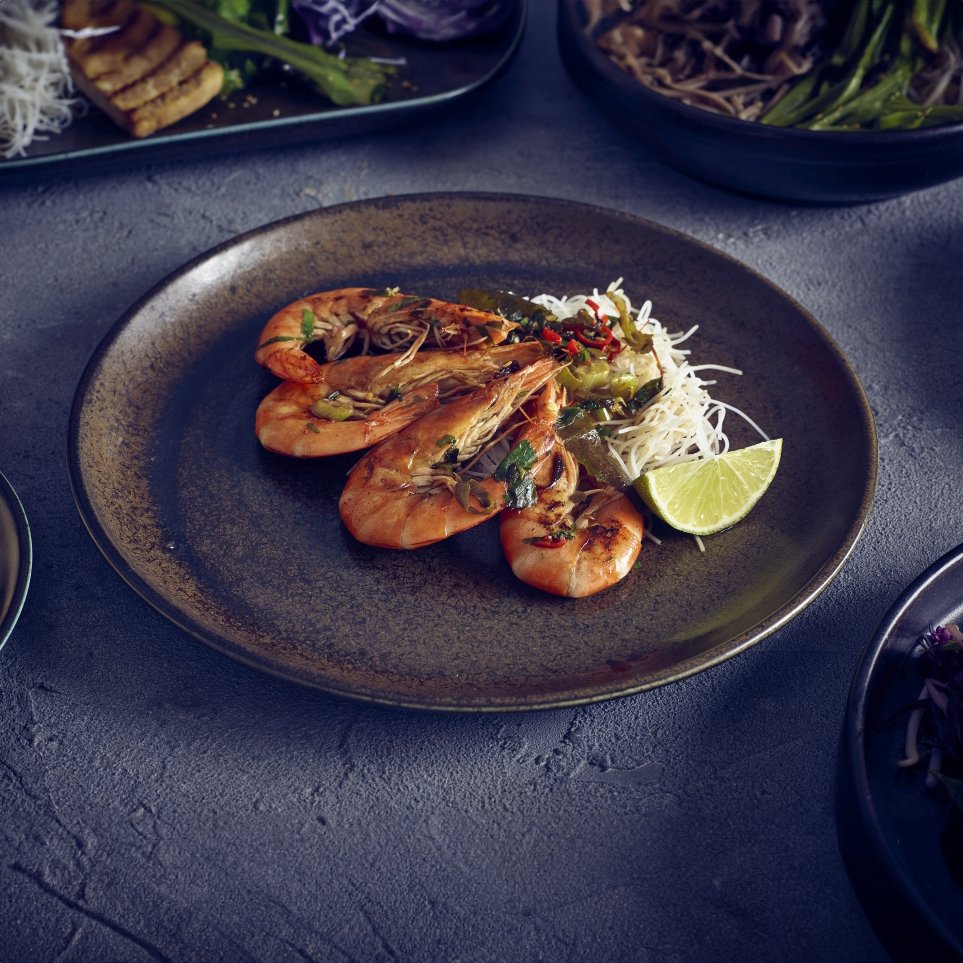 These look good enough to eat off! Discover our beautiful NEW Terra Porcelain Black Coupe Plates. tinyurl.com/24dvr8g5 #tablepresentation #cooking #tableware
