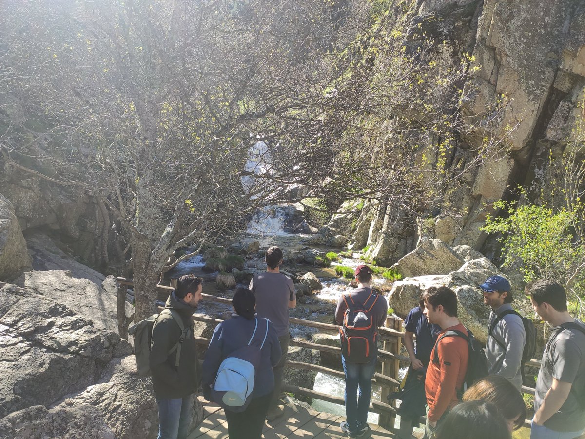 UAVNavigation's tweet image. 🌟¡Seguimos creciendo y avanzando juntos!

️ #TeamBuilding #Naturaleza #UAVNavigation #sierrademadrid @grupo_oesia