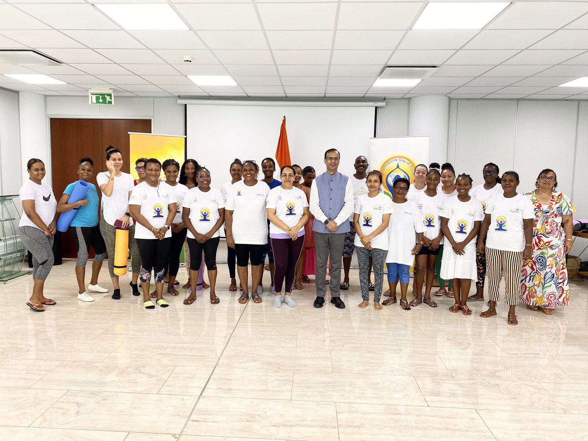 Yoga for health and well being! High Commission flagged off the 10th #InternationalDayofYoga celebrations today. A curtain raiser yoga session was organised with the staff of Institute of Early Childhood Development (IECD) to coincide with the Institute’s Labour Day activities.