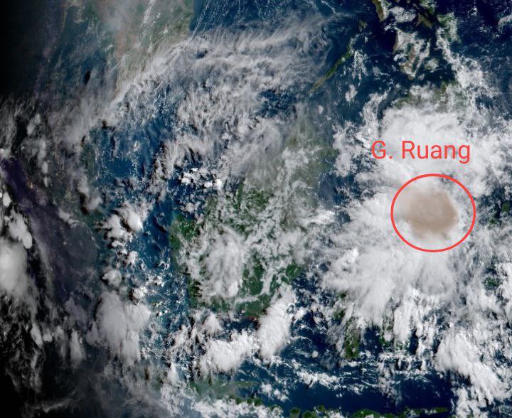 Gunung Berapi Ruang meletus lagi pagi tadi 30 April 2024. Mengikut ramalan trajektori daripada MetMalaysia, debu gunung berapi ni akan memberi kesan signifikan terhadap ruang udara Malaysia pada ketinggian melebihi 10,000 meters untuk beberapa hari akan datang.