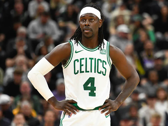 Jrue Holiday O 10.5 pt -125 DK 🏀

- Porzingis hurt
- BOS up 3-1, don't think KP plays
- 31% shooting in series vs 48% regular szn
- Better shooter at home (46% vs 50%, 40% vs 46% from 3)
- Avg 1 extra shot att with KP out = 14.44 pts/36 mins 

#PrizePicks #UnderdogFantasy #NBA