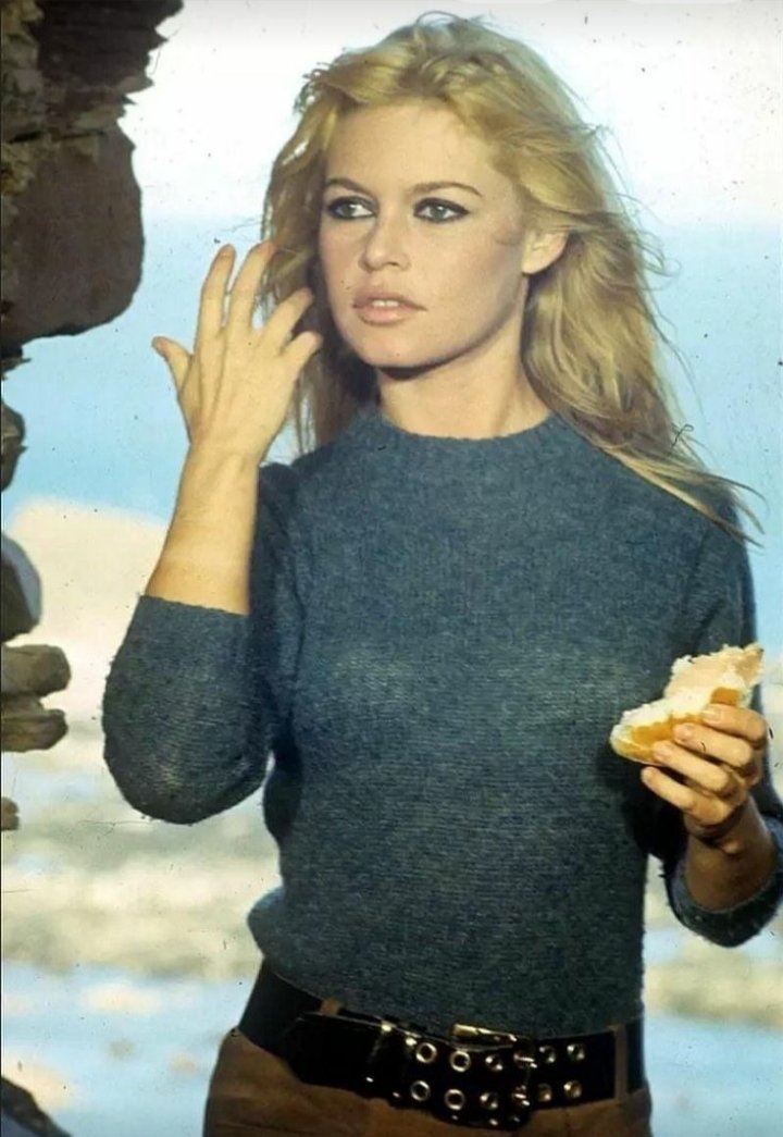 Jovencita Brigitte Bardot