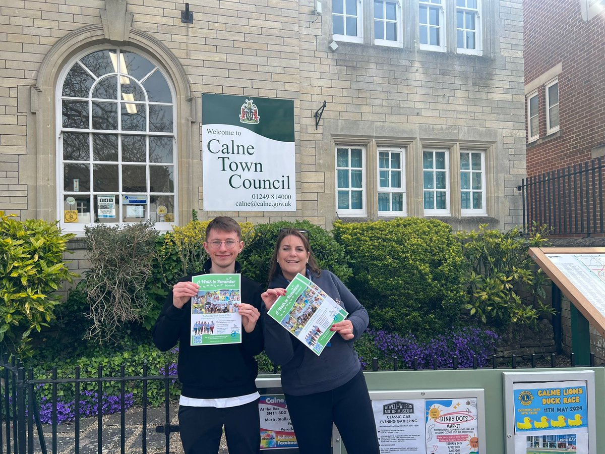Fundraising manager Rachel and Patrick from @CalneTC have been hitting the streets of Calne today spreading the word about our upcoming #AWalktoRemember at #bowood house on 8th June. Sign up at👇bit.ly/3UTdMYp @VisitWiltshire @CalneWiltshire @InsideWiltshire 📷