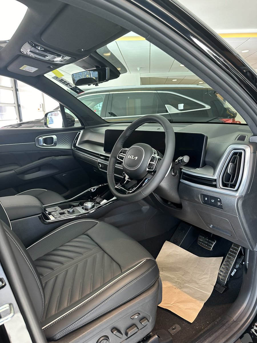 HummingBirdPlc's tweet image. Take a seat and feel the thrill ⚡️⚡️⚡️
.
Discover and exceed your expectations with a redefined crossover driving experience 💪💪💪

Book a test drive at Humming Bird Kia today !

📞 020 8200 2200