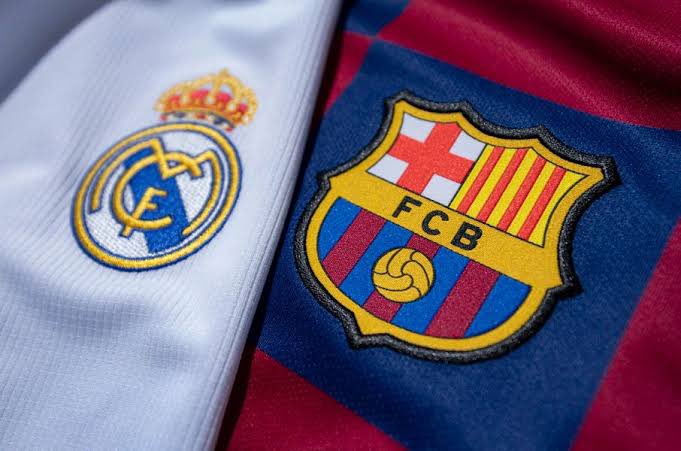 ✍️Aralık 2019’dan beri oynanan,
Son 15 resmi El Clasico’da:

📌Real Madrid: 10 Galibiyet
📌Barcelona: 4 Galibiyet 
📌Beraberlik: 1 maç

Ps: Eşleştikleri elemeli turlarda toplam skor bazında bakarsak: 

📌Real Madrid: 10 Galibiyet 
📌Barcelona: 3 Galibiyet